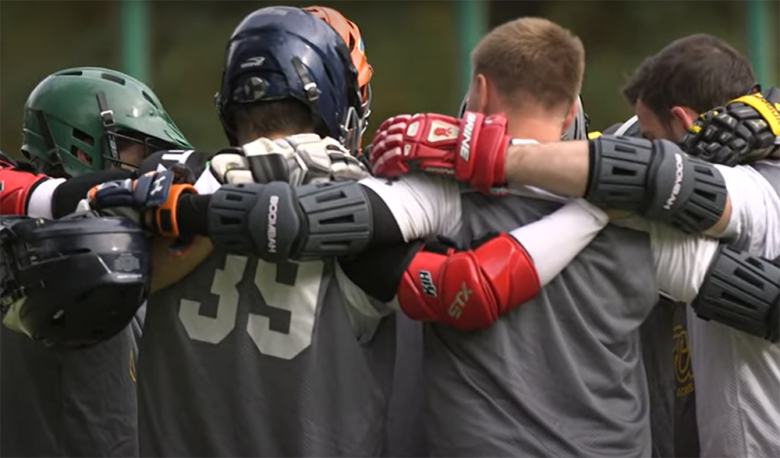 How Many Players Are on a Lacrosse Team? - SportProfy